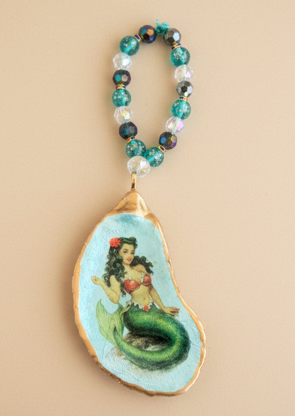Bottle Charm with Mermaid pin up design
