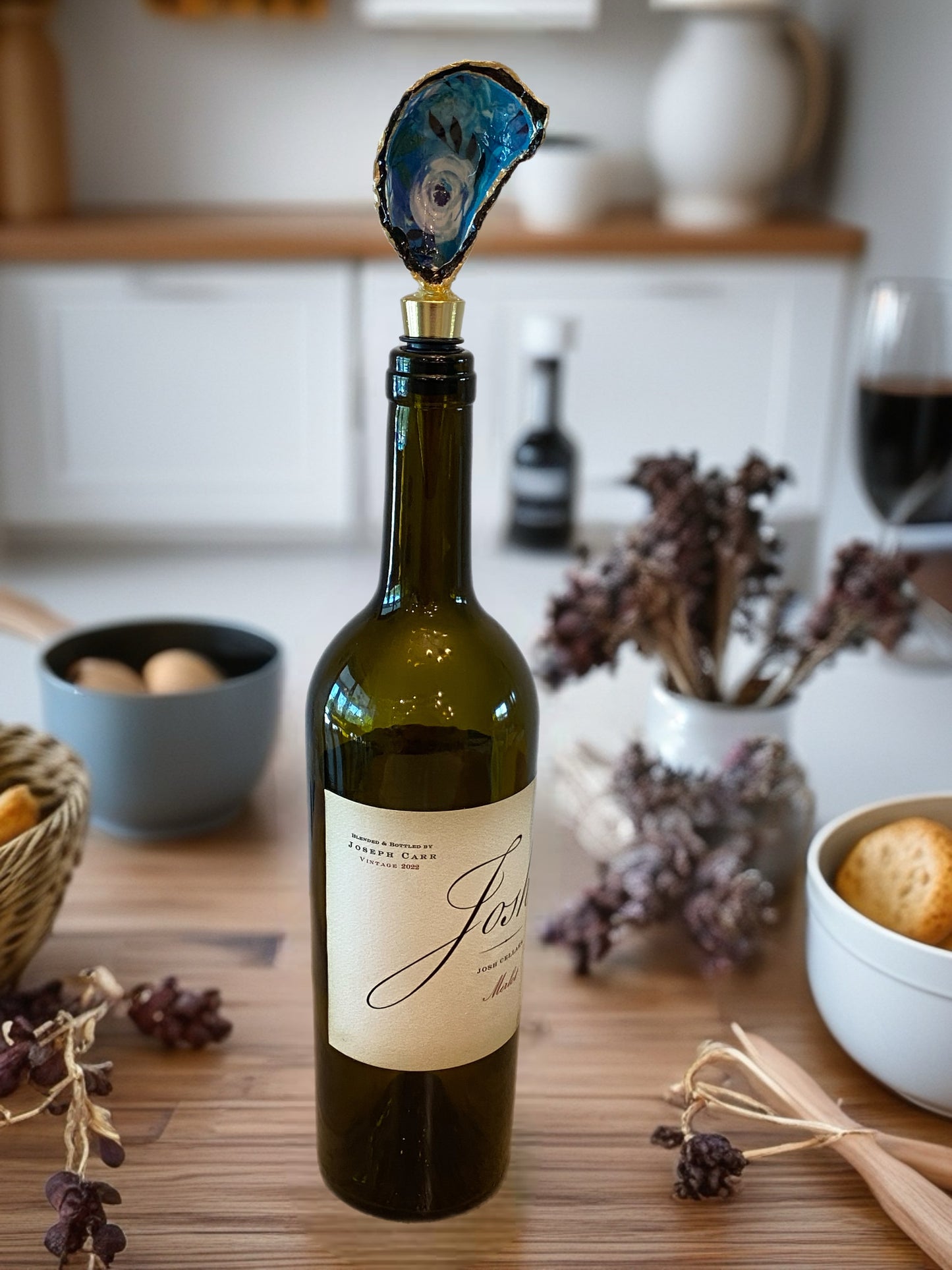 White flower blue & black background