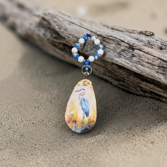 Blue Heron Coastal Keepsake Charm – Handcrafted Oyster Shell Gift