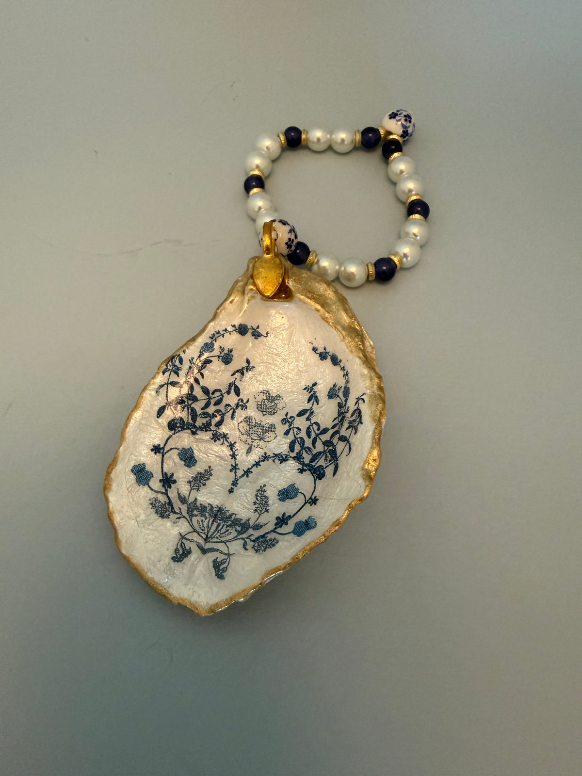 Blue & White Floral Oyster Shell Ornament & Wine Bottle Charm