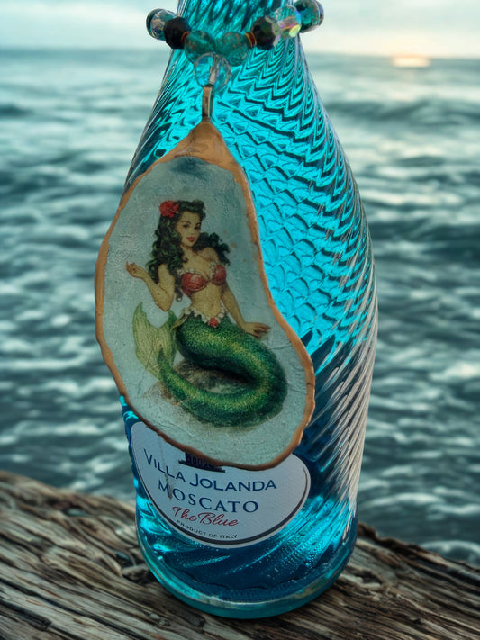 Bottle Charm with Mermaid pin up design