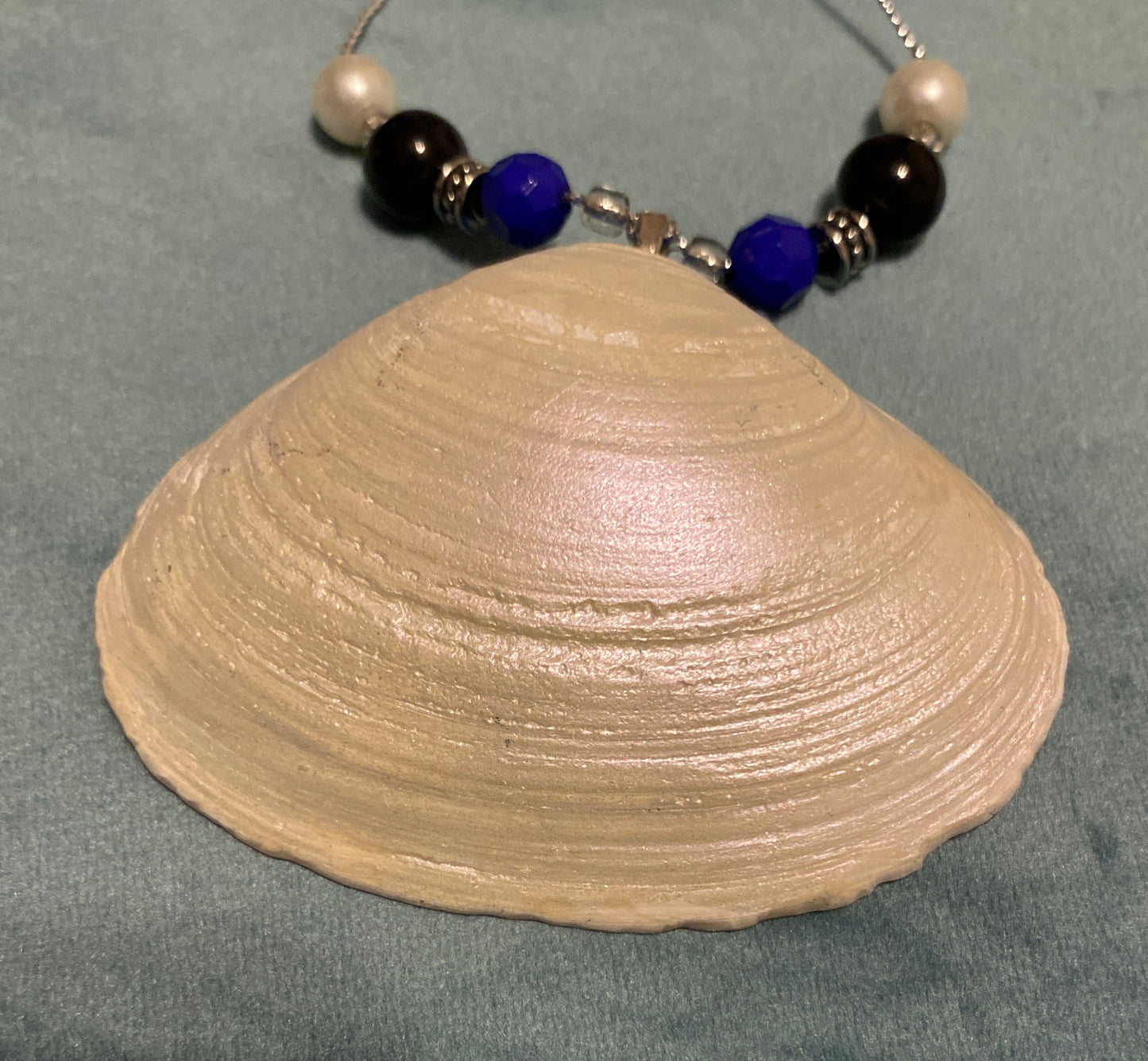 Thin Blue Line Heart- “Back The Blue” with velvet bow- Clam