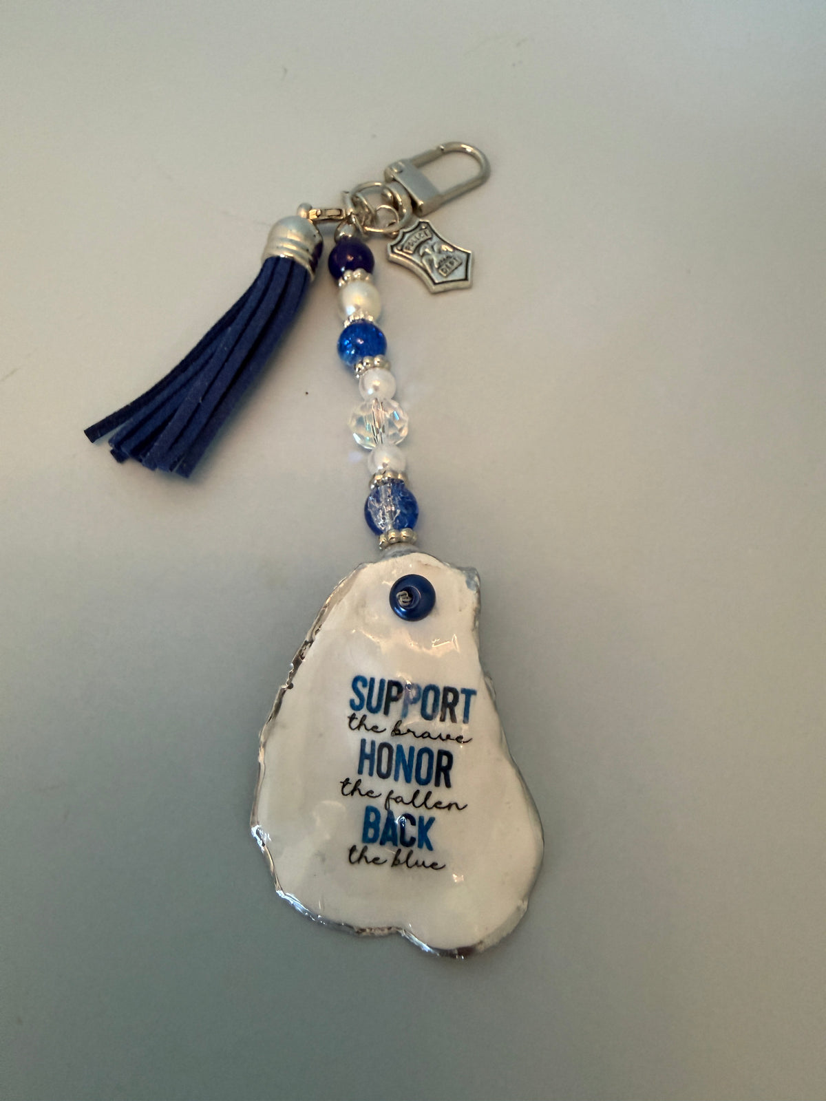 Back the Blue Oyster Shell Purse Charm – Police Support & Honor