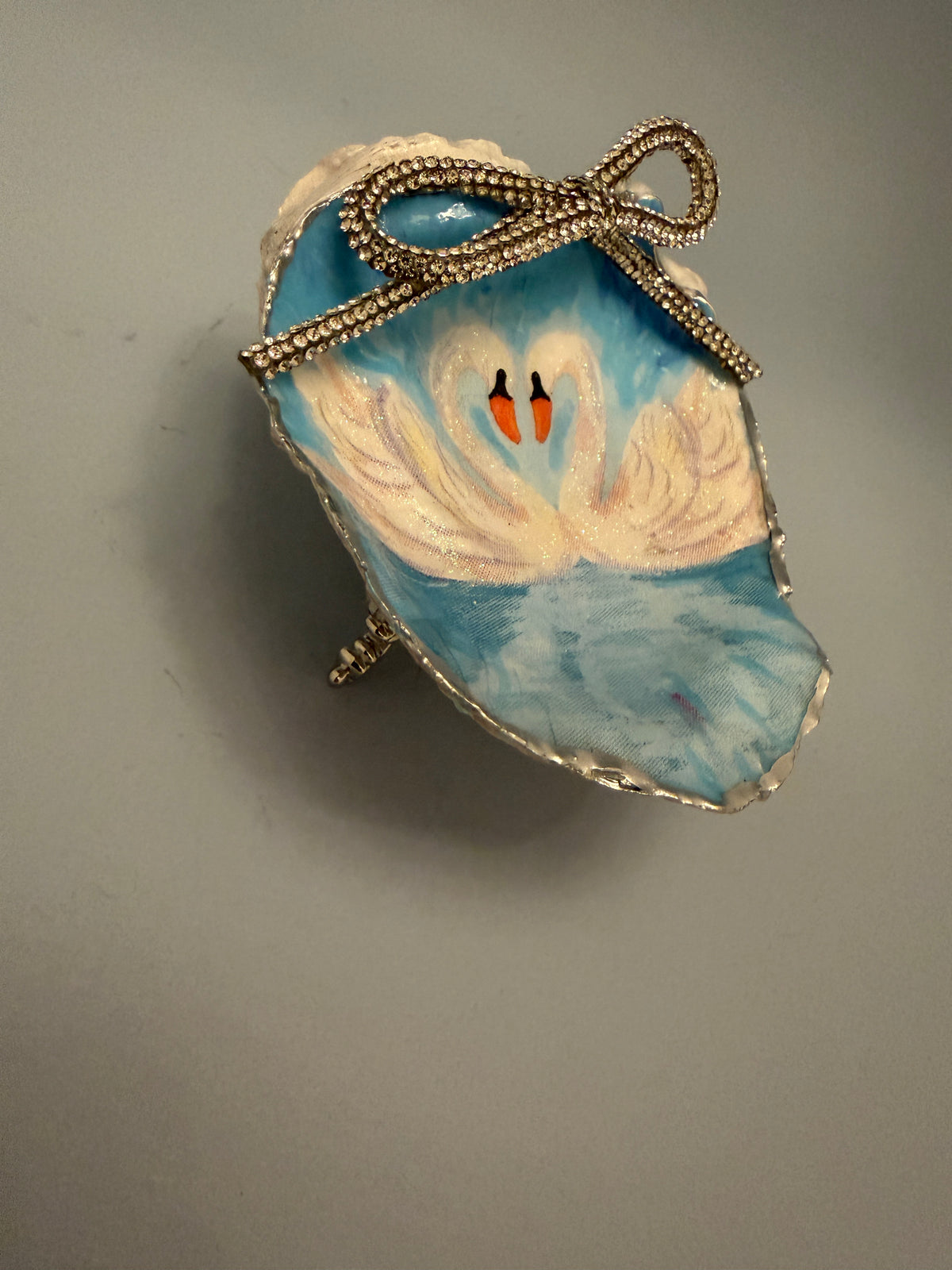 Swan Lake – Embellished Oyster Shell Trinket Dish