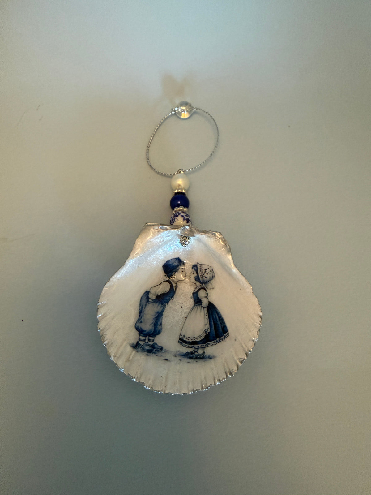 Vintage Blue & White Scallop Shell Ornament & Wine Bottle Charm
