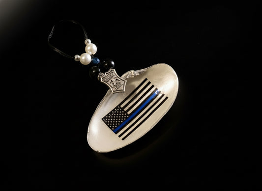 thin blue line Flag- venus clam
