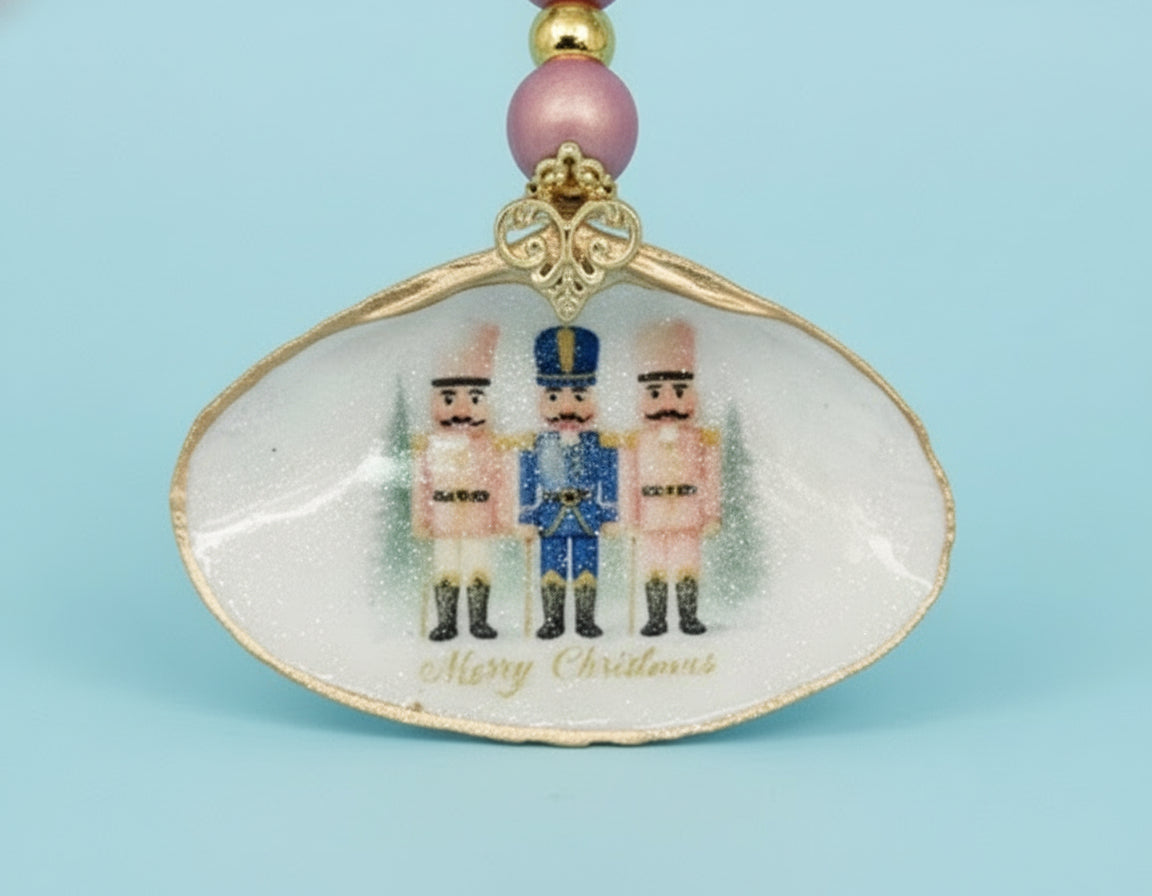 3 Nutcrackers -Pastel colors- "Merry Christmas" -clam shell