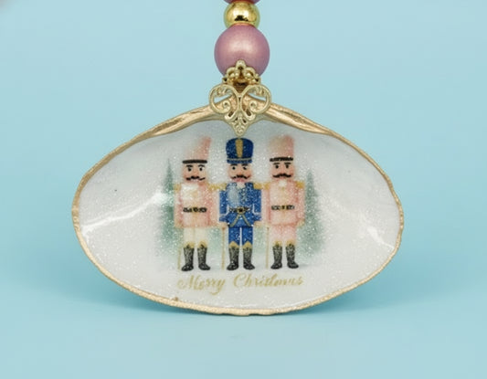 3 Nutcrackers -Pastel colors- "Merry Christmas" -clam shell